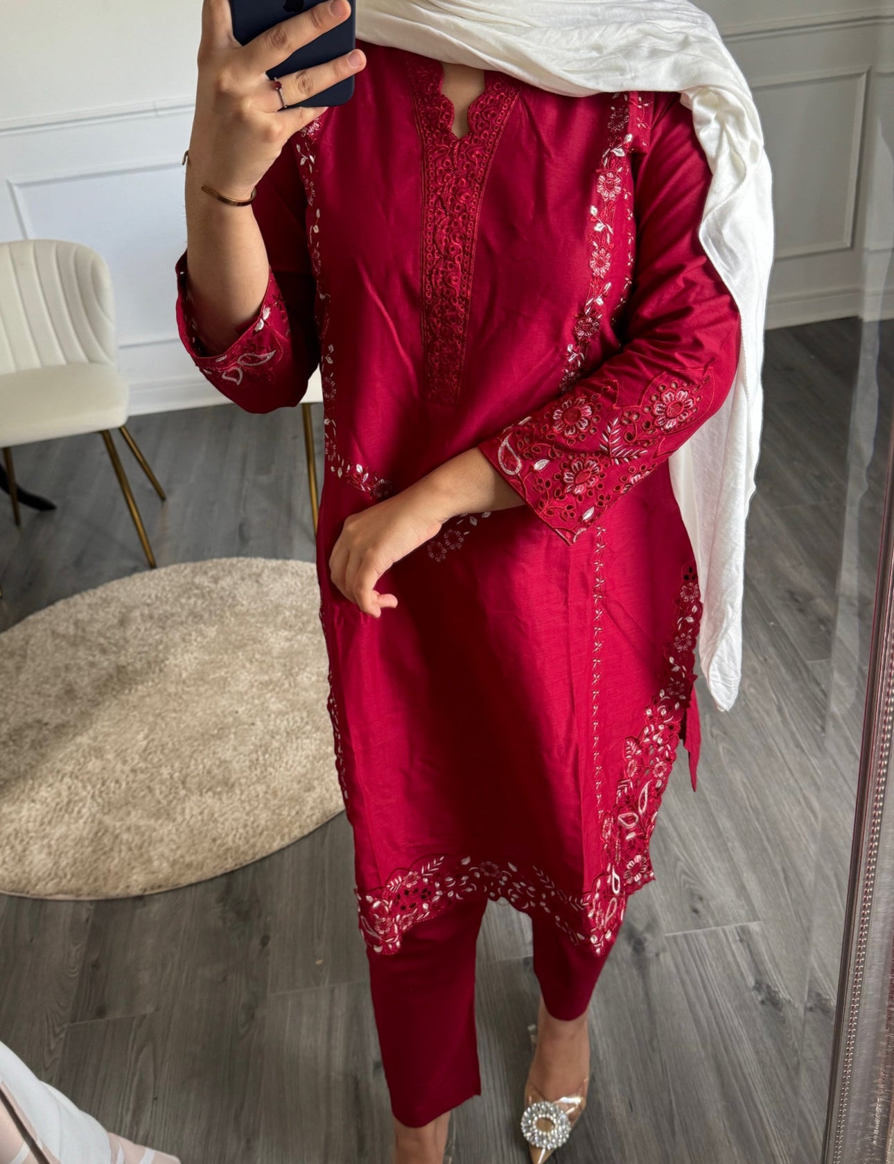SUIT MEERAB