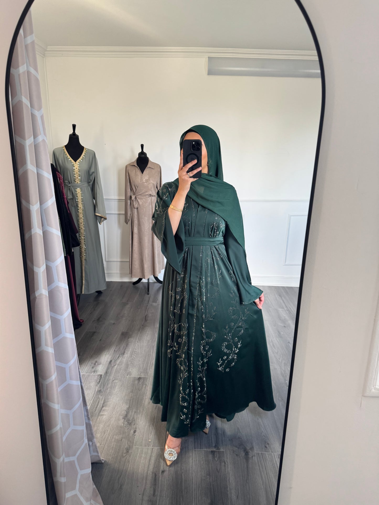 Abaya Mehrin