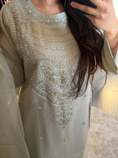 SUIT MISHAL