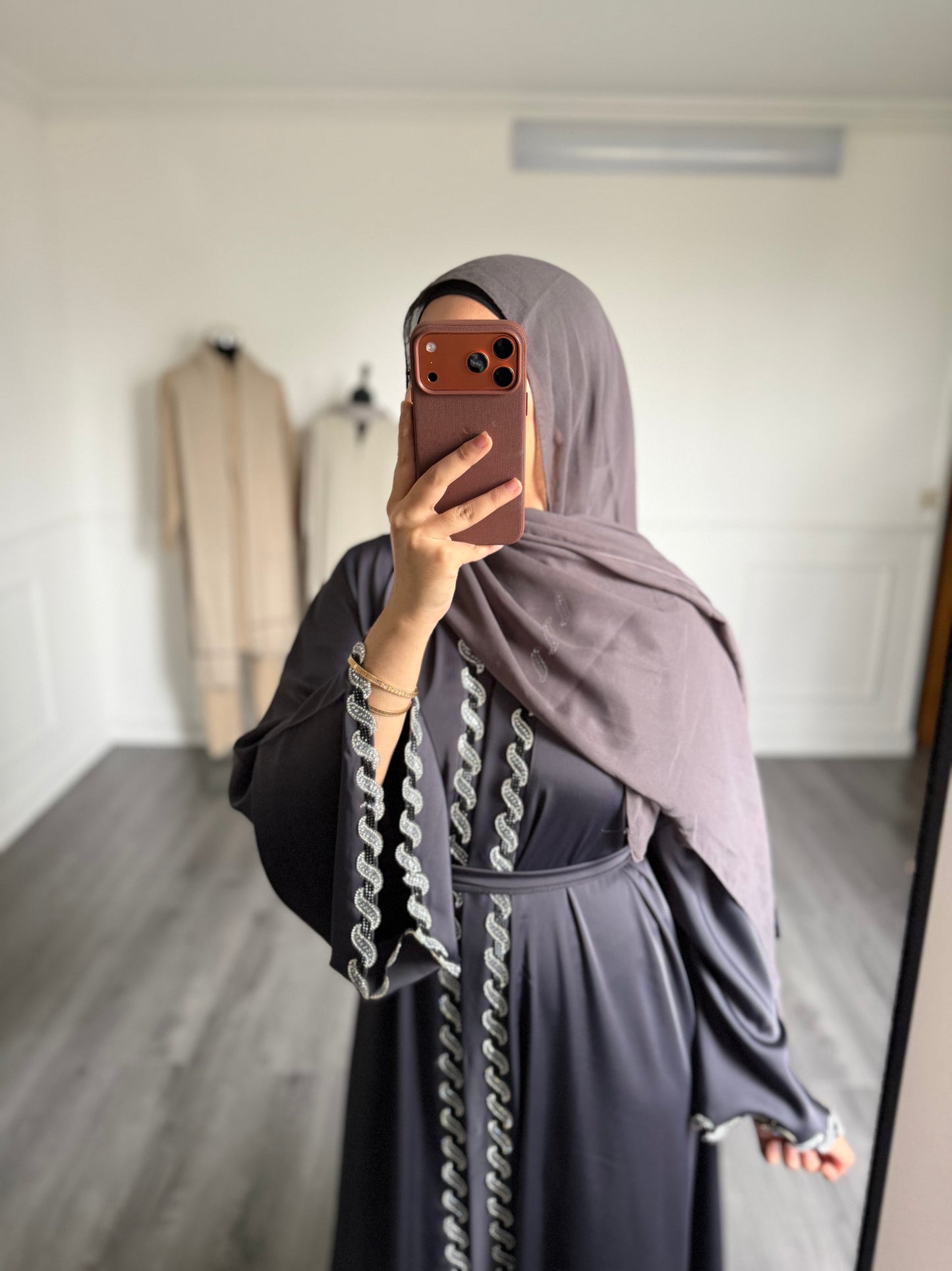 Abaya Jade -