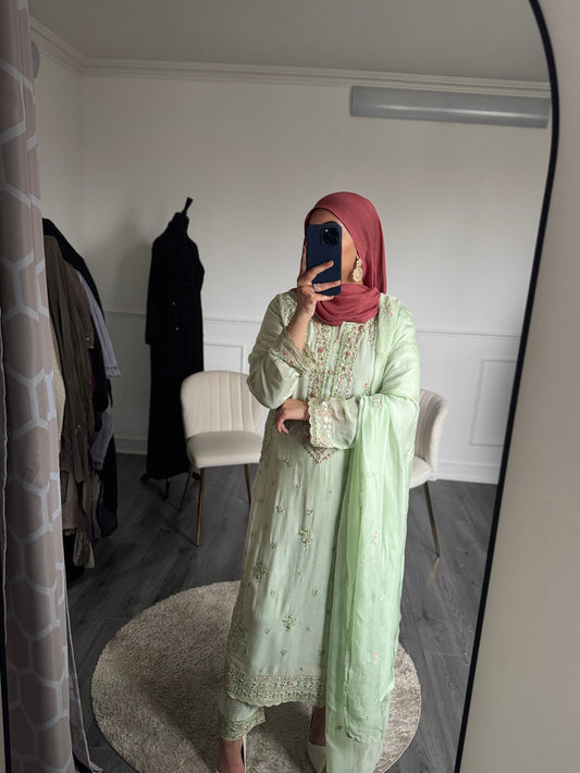 SUIT AYAT