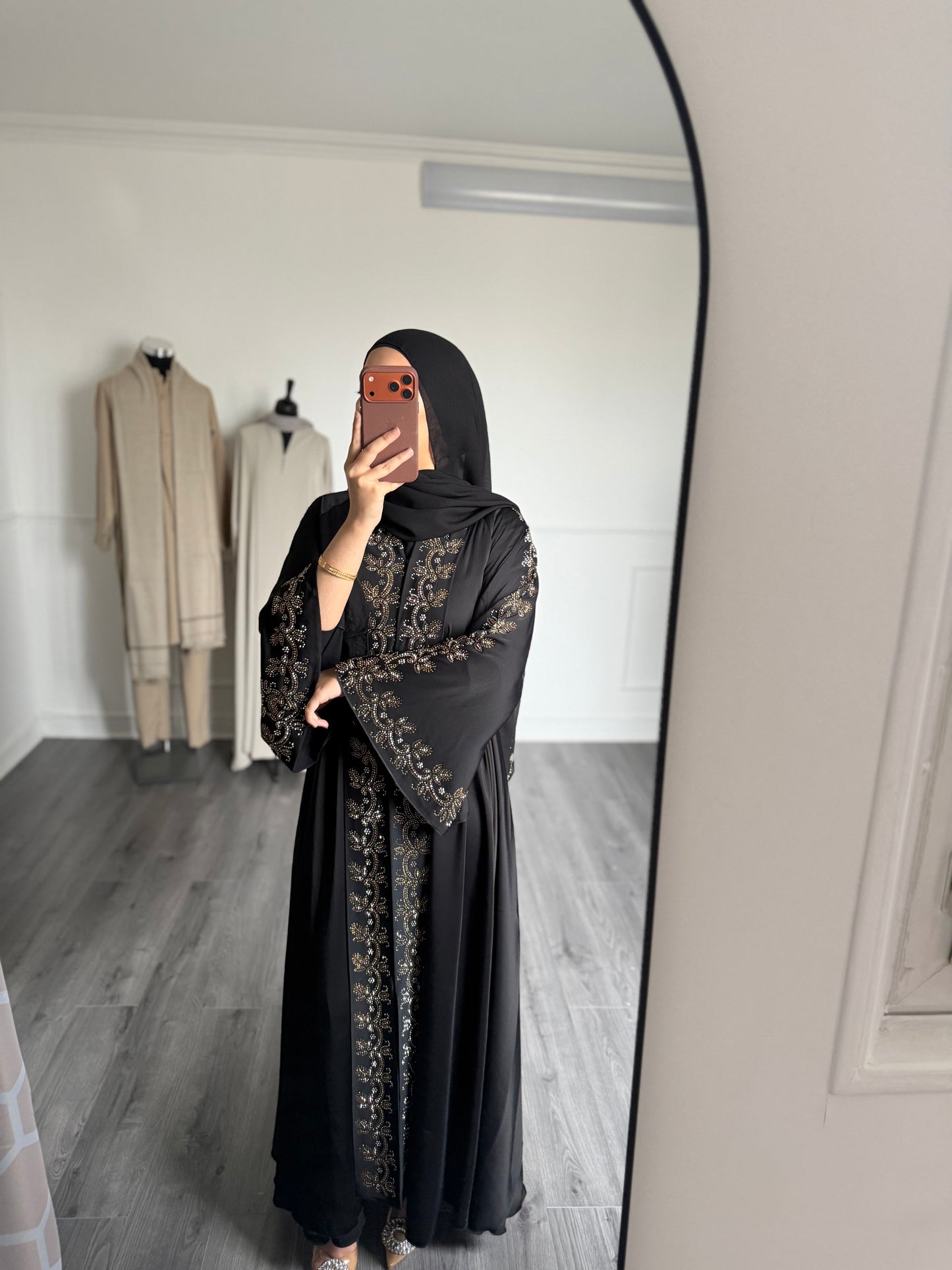Abaya Haseen