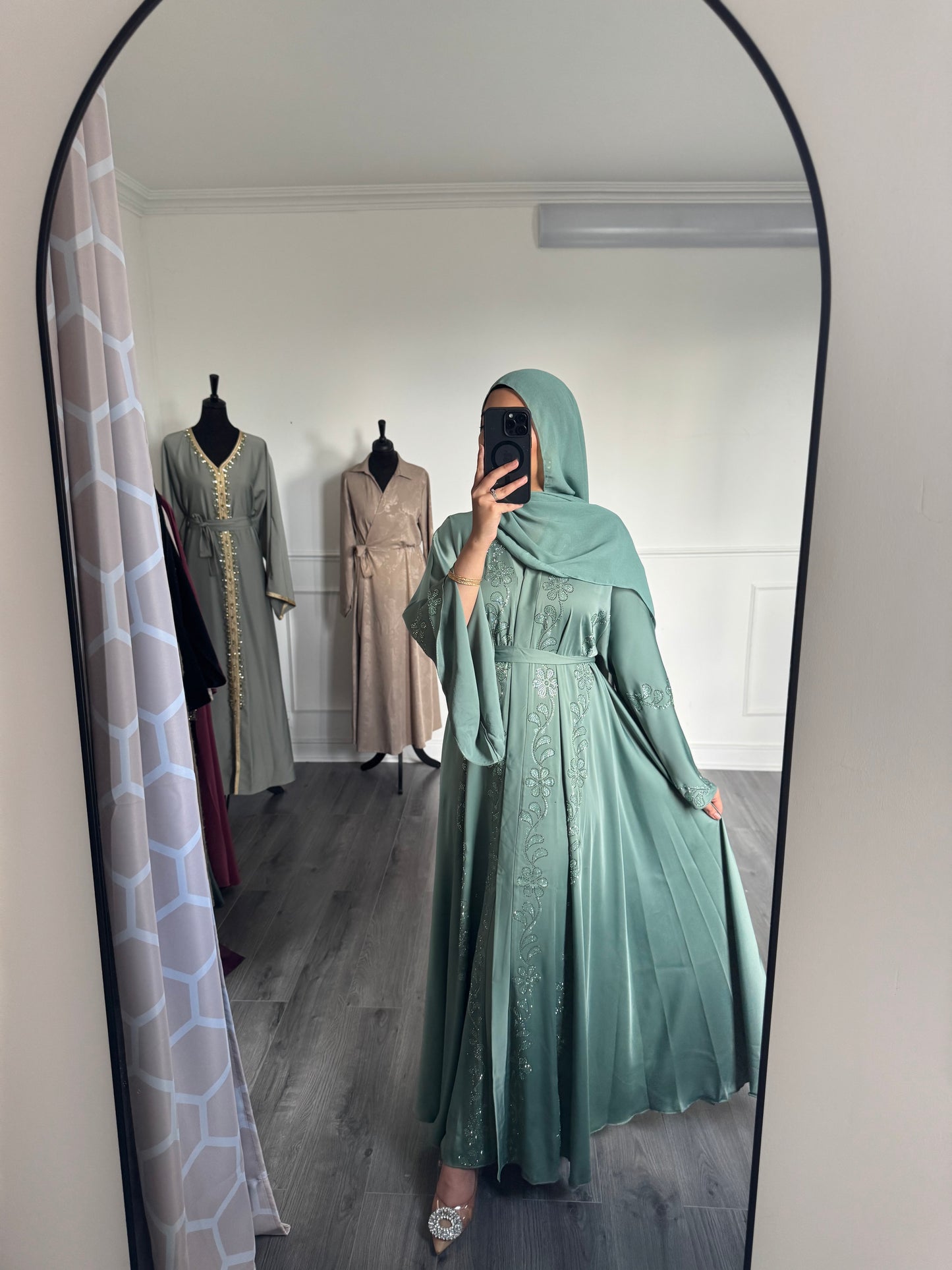 Abaya Serine