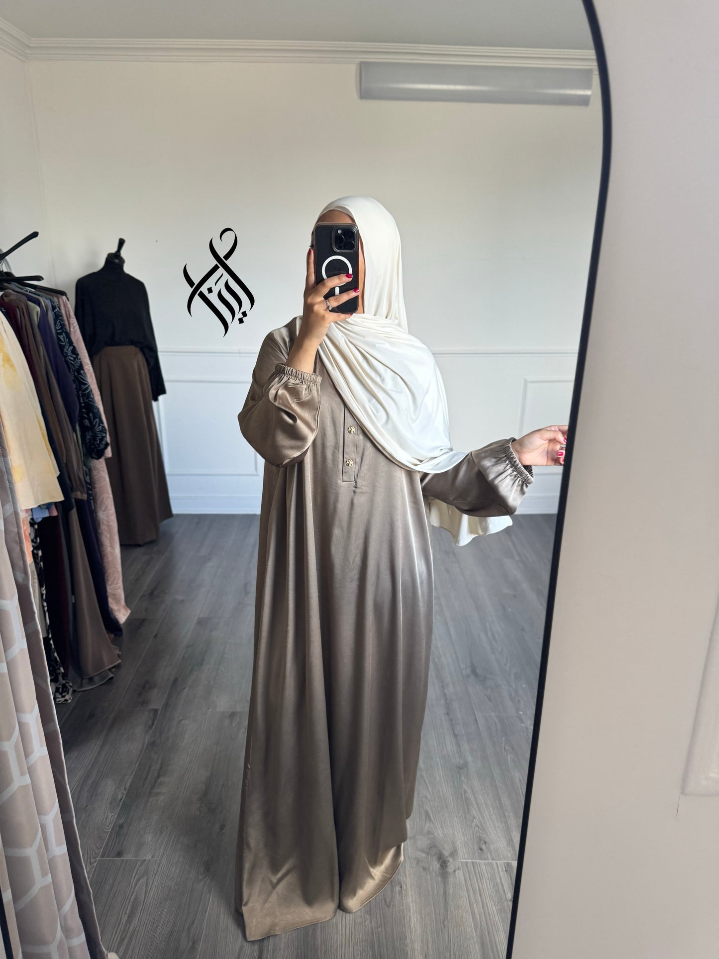 Robe satinée Kaki champagne