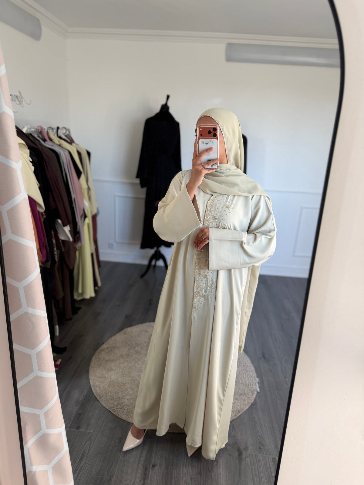 Abaya Mehreen