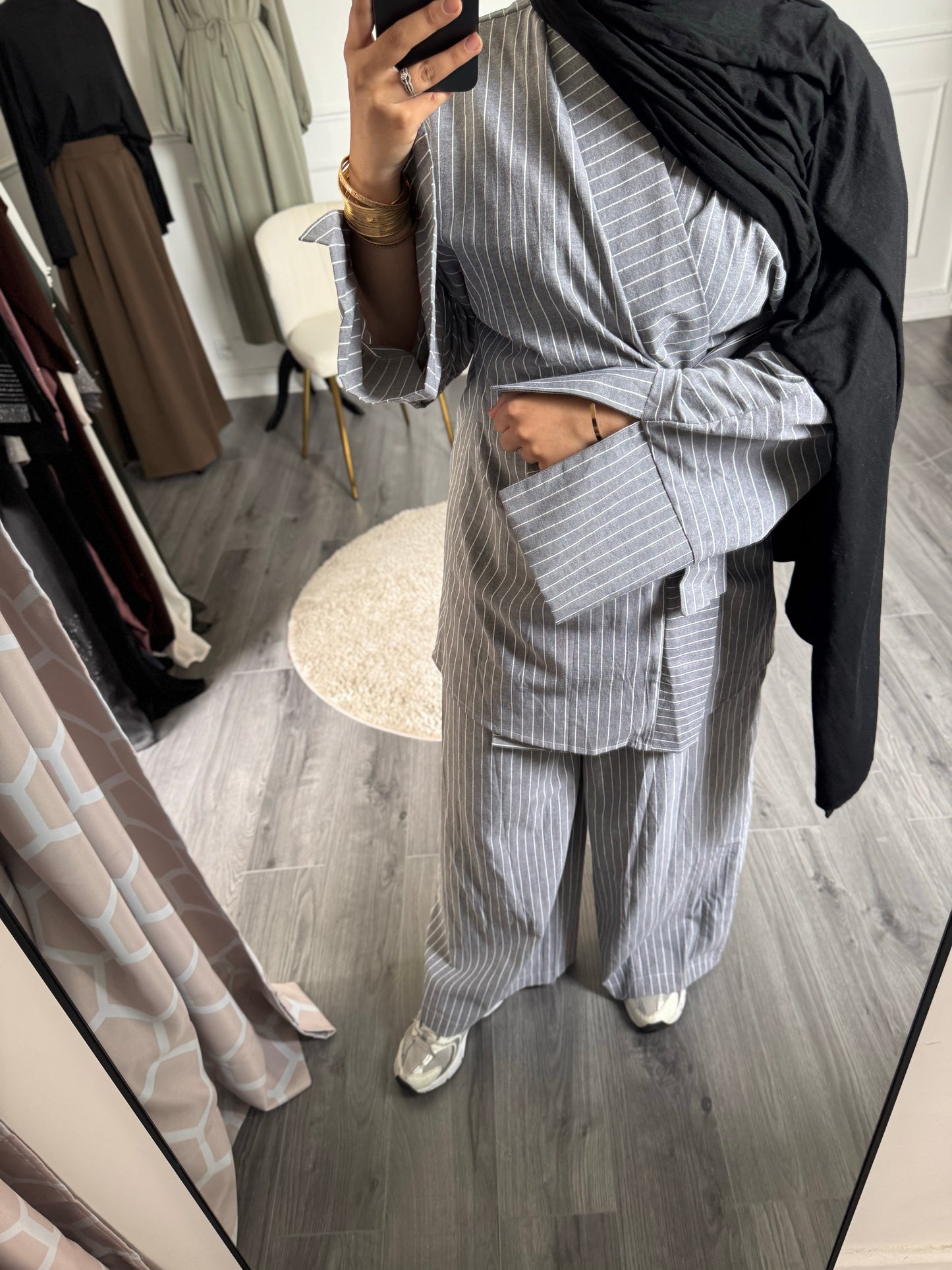 Ensemble Gris