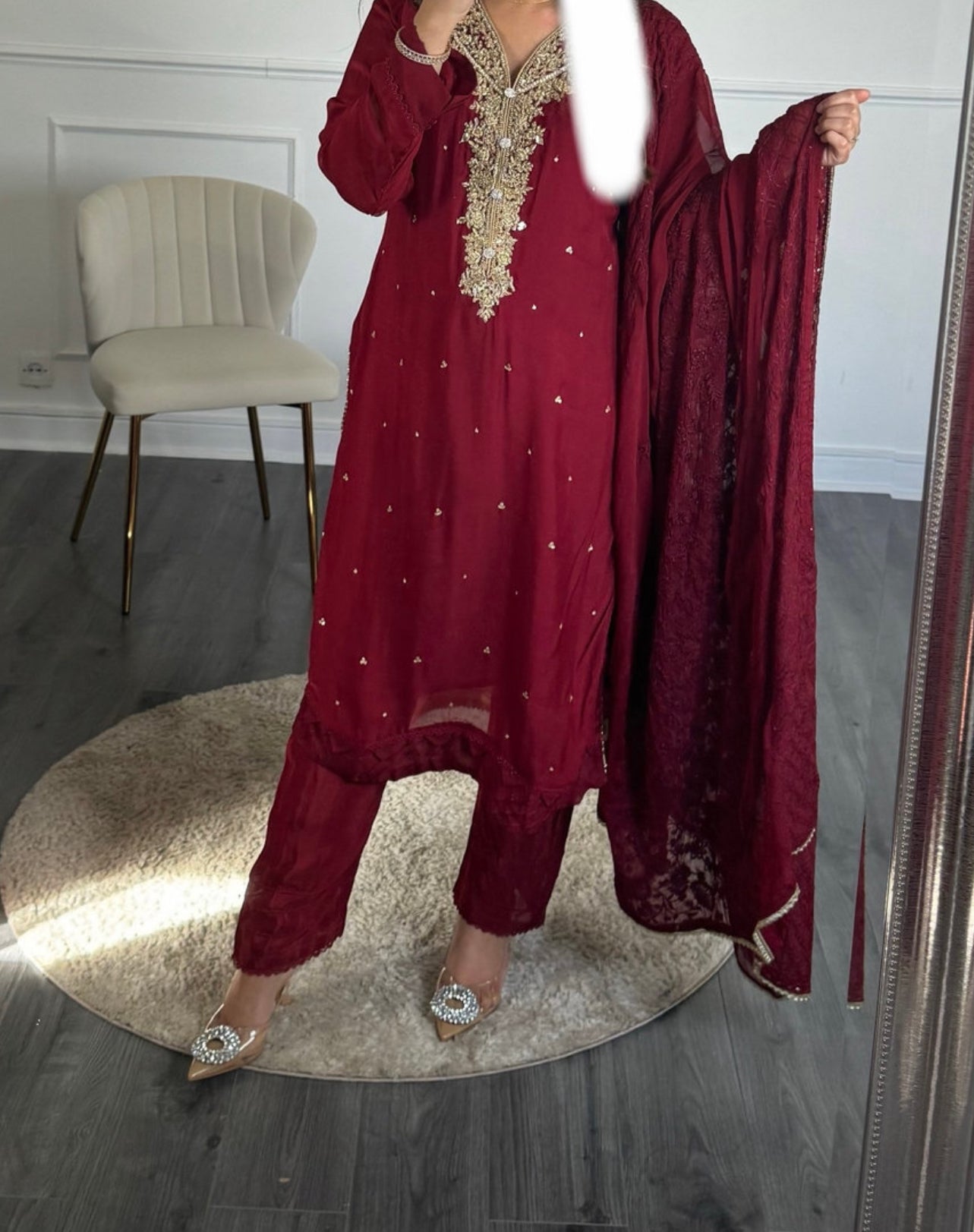 SUIT NAZIYA