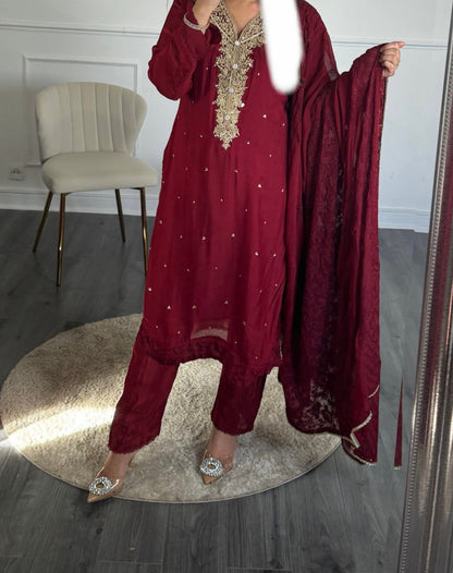 SUIT NAZIYA