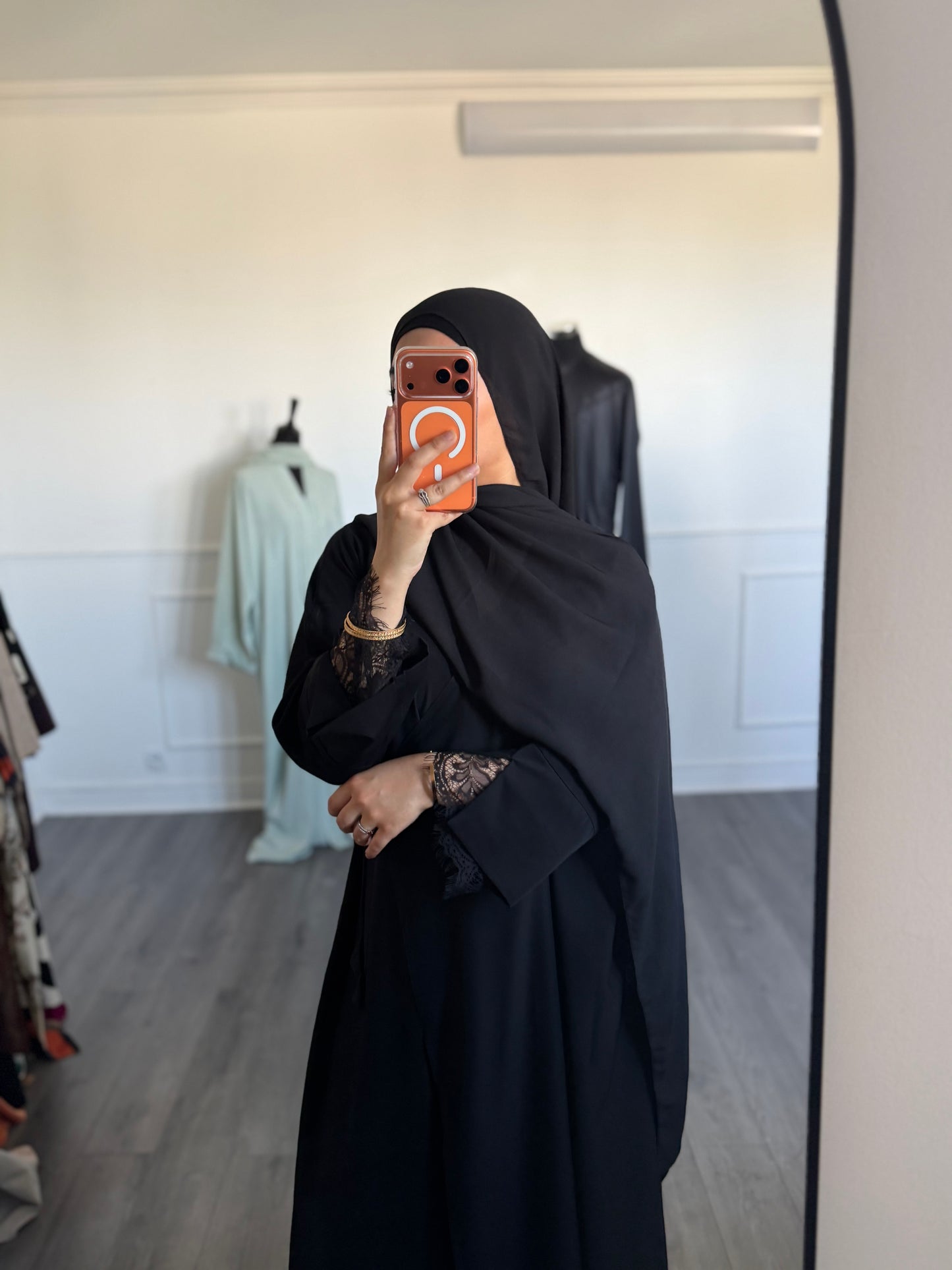 Abaya INAYA