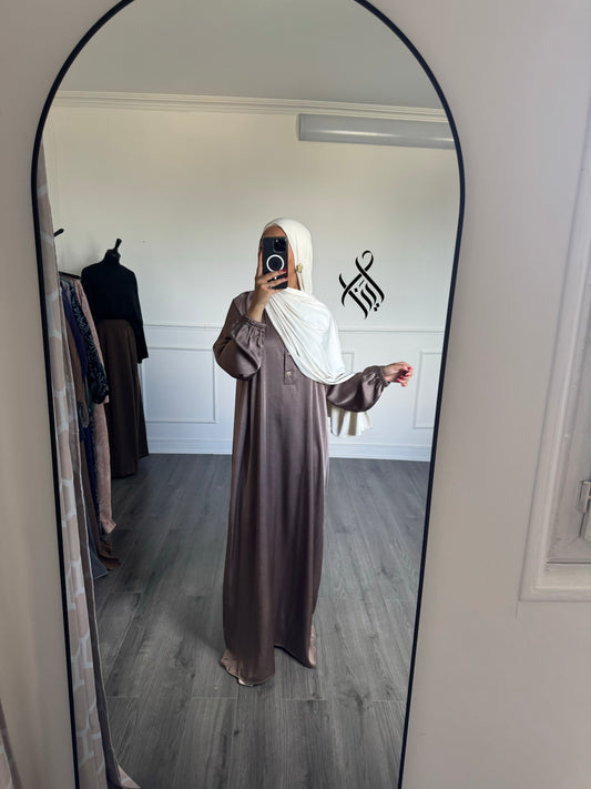 Robe satinée