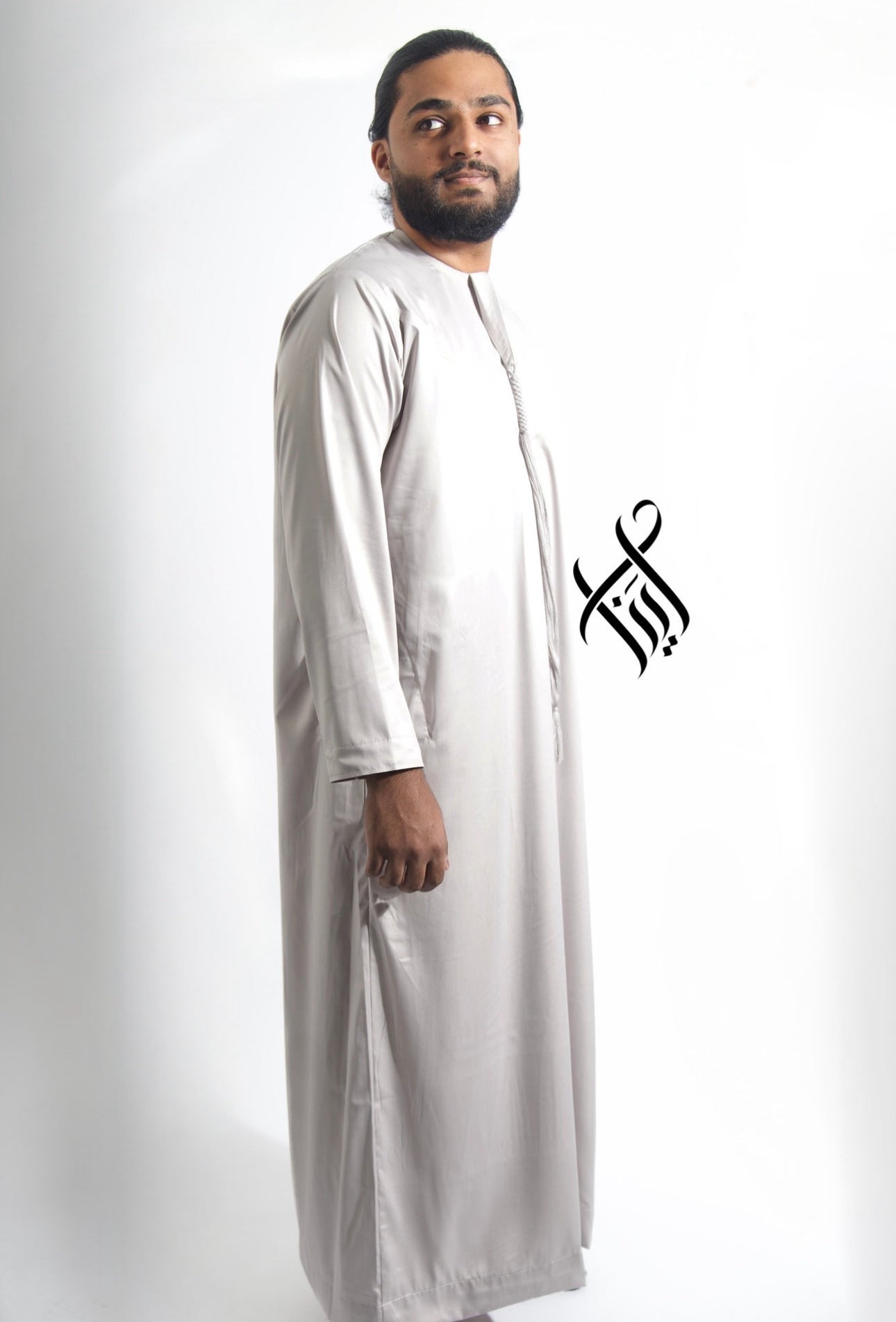 QAMIS SATINÉE ELYAS