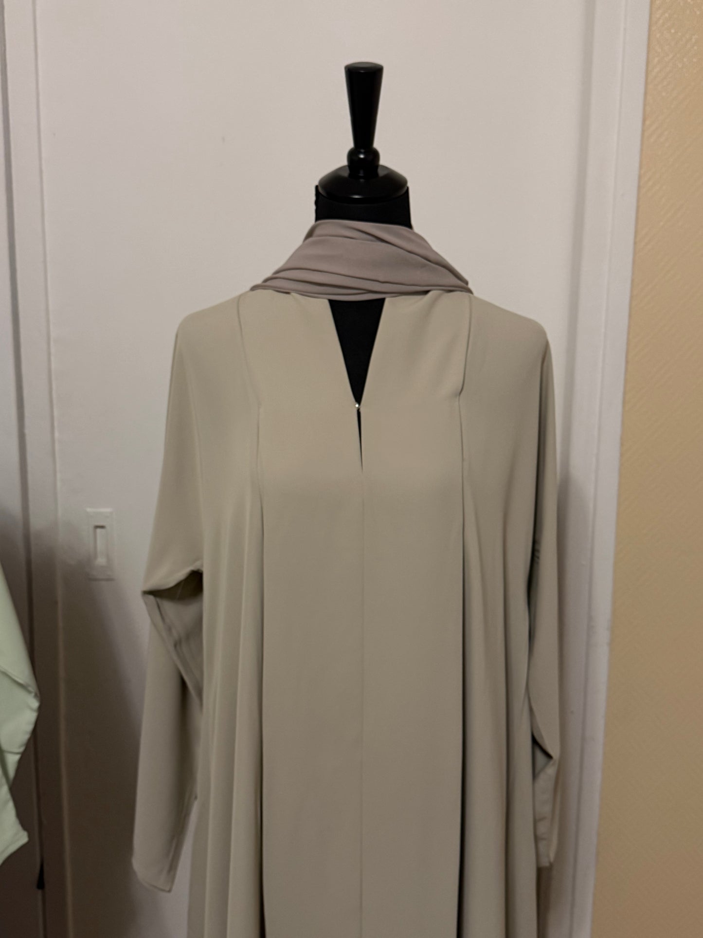 ABAYA SORAYA — spécial couleur taupe  sauge