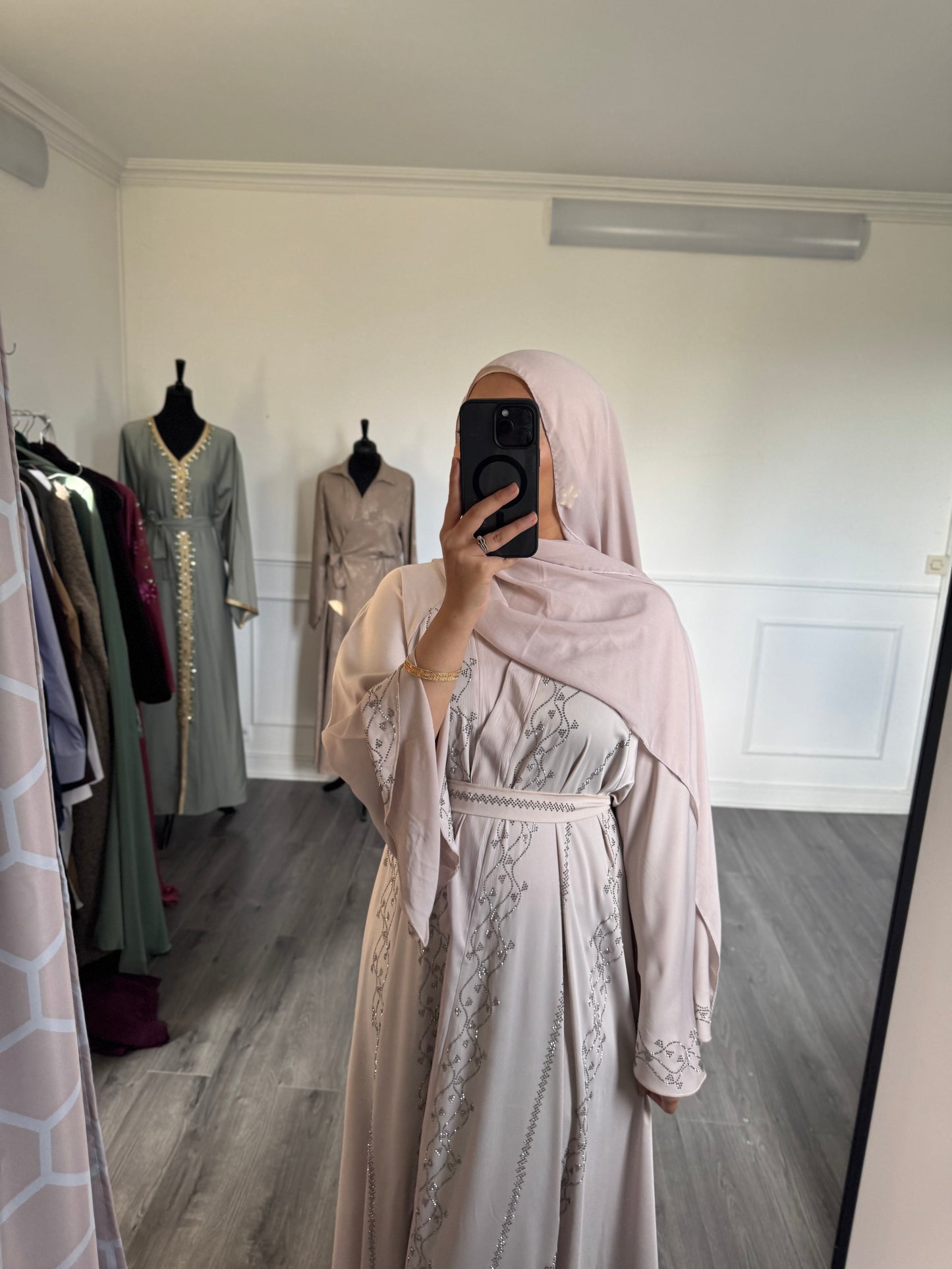 Abaya Lyla