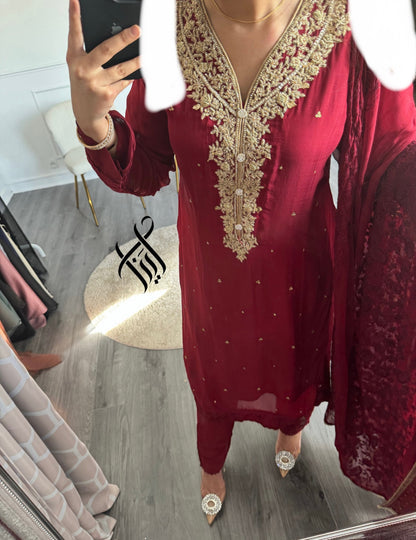 SUIT NAZIYA