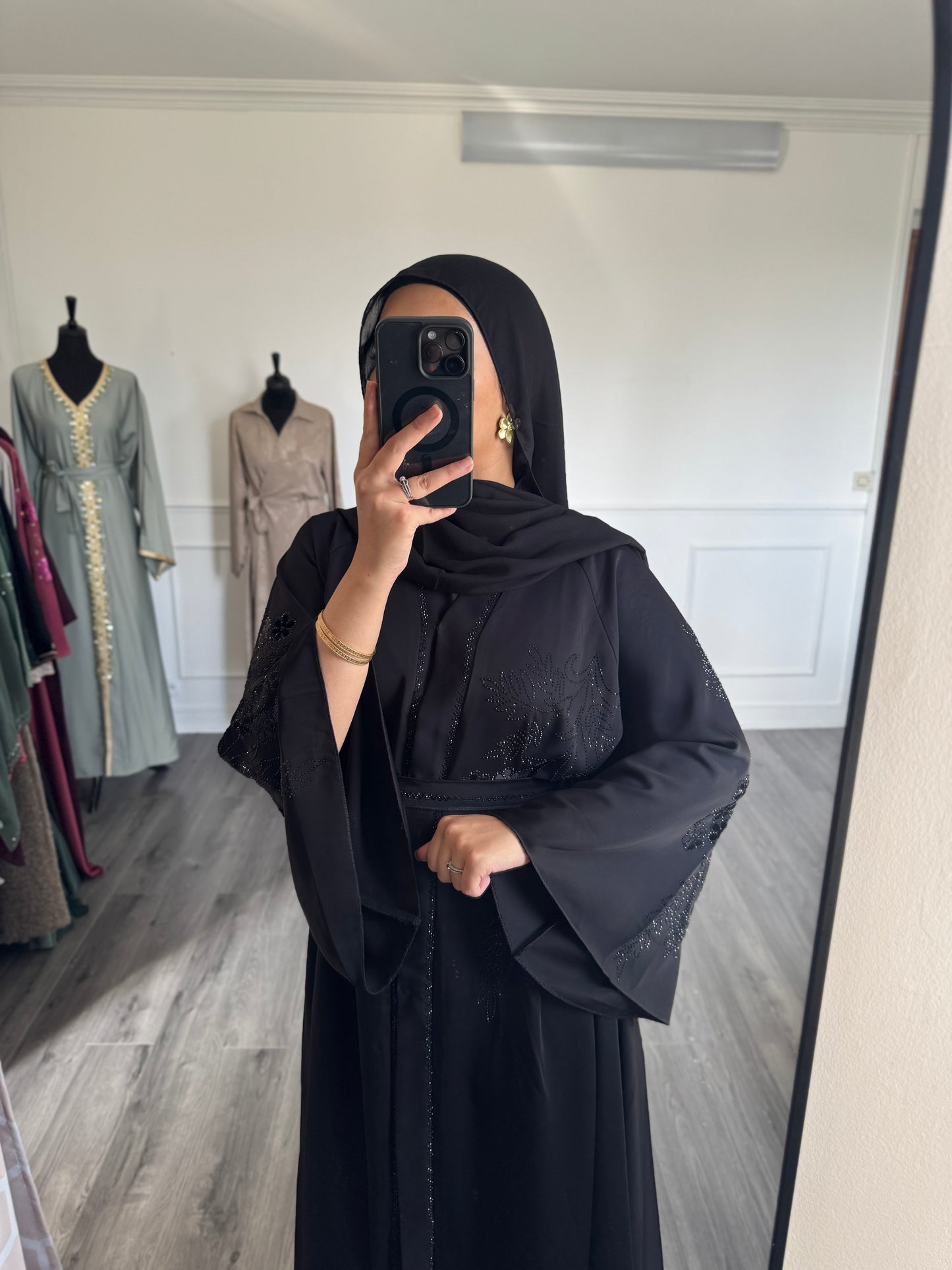 Abaya Hania