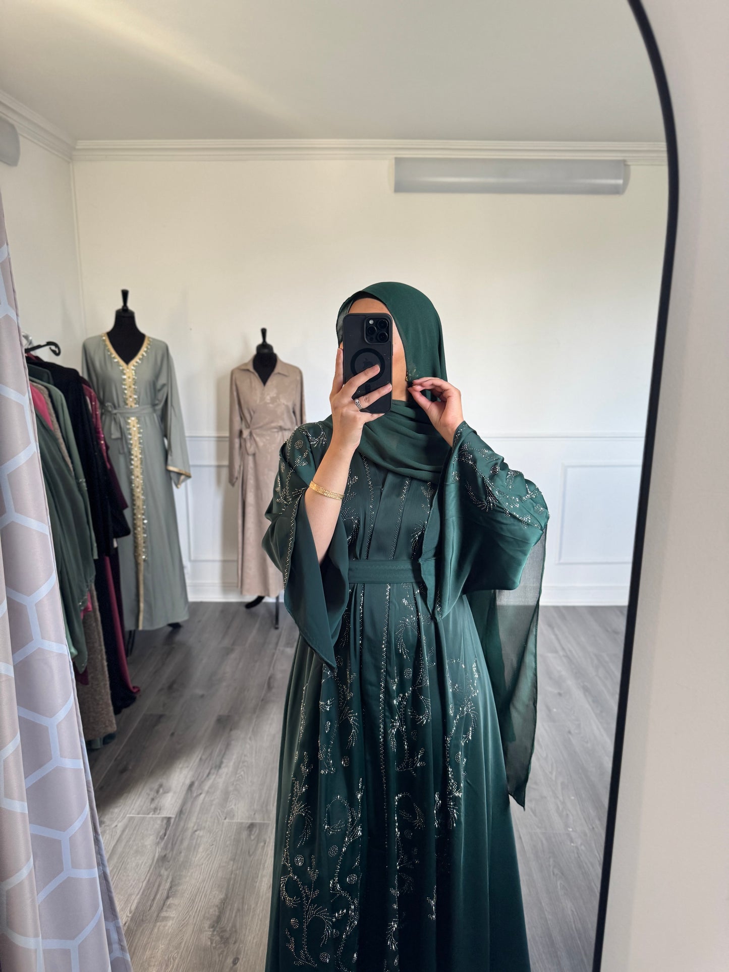 Abaya Mehrin