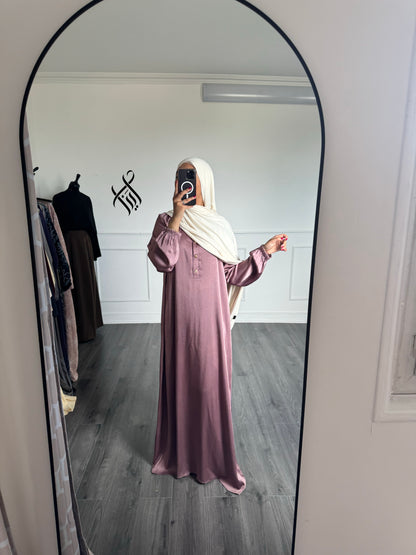 Robe satinée rose