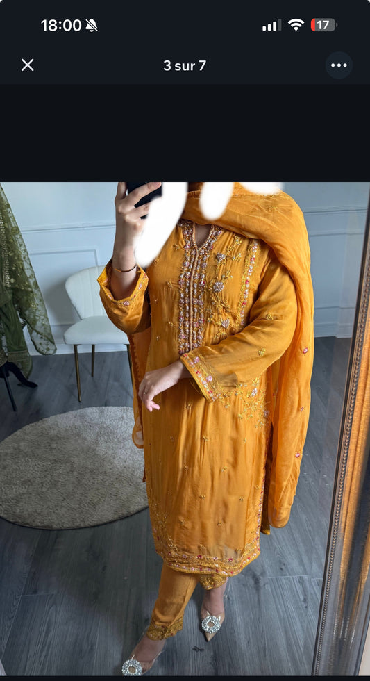 SUIT MARIAM