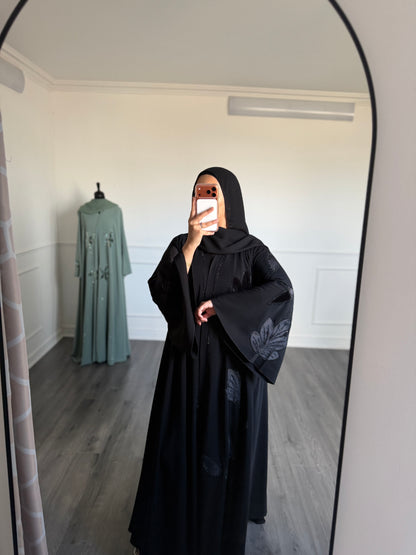 Abaya Elyna