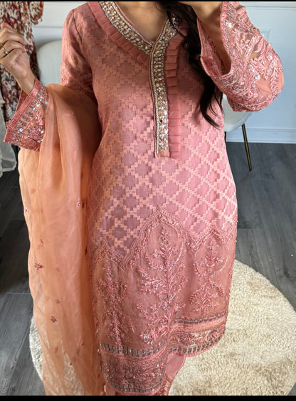 SUIT ZANIYA