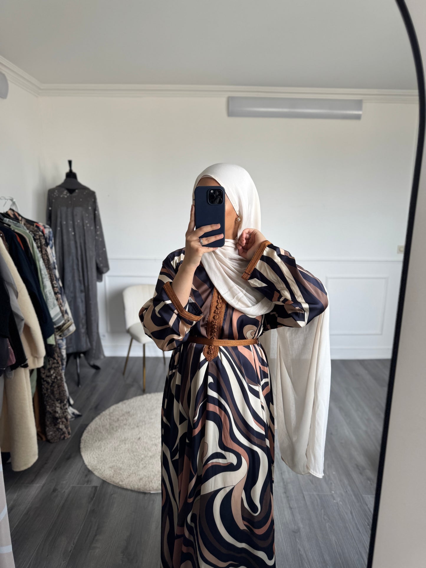 Robe Anyana