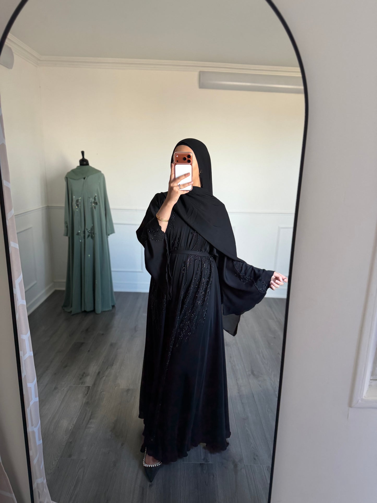 Abaya Bahar