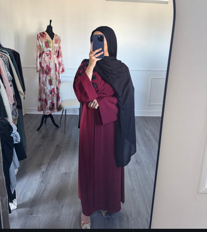 Abaya Laraib